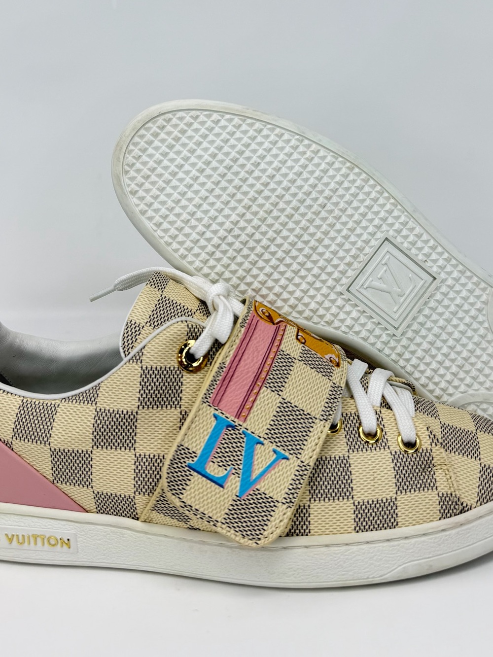 Louis Vuitton Frontrow Sneakers Women’s 38 Damier Azur Pink Trunk Print